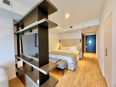 Beautiful and captivating studio on the 39th Floor at The Elser - photo 11