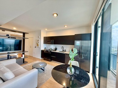 Beautiful and captivating studio on the 39th Floor at The Elser - photo 23
