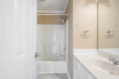 Welcome to 24 Saint Ives Drive in the heart of Georgetown. This - photo 27
