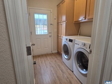 Space and natural light abound in this beautifully maintained - photo 28