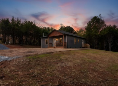 Table Rock Lake Home Sale Pending in Reeds Spring Missouri