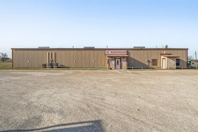 Turnkey Bar & Restaurant, Prime Location Near Lake Whitney! Own - photo 4