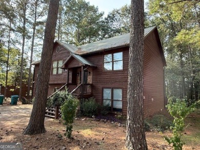 Lake Hartwell Home For Sale in Hartwell Georgia