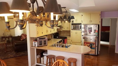 Hunters Paradise!! Beautiful 3 bedroom, 2 full bath home sitting - photo 6