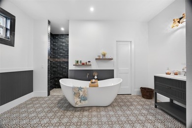 NEW CONSTRUCTION! JUST COMPLETED DOUBLE LOT 3 BEDROOM, 3 BATH, 2