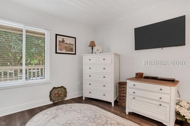 Don't miss this beautiful, fully furnished, turn- key - photo 17