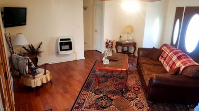 Hunters Paradise!! Beautiful 3 bedroom, 2 full bath home sitting - photo 10