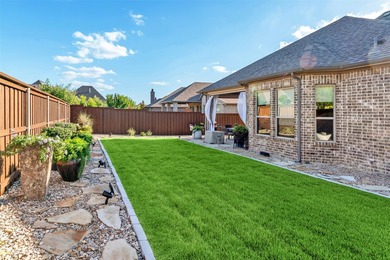 Some homes offer a place to live. Others offer a lifestyle - photo 23