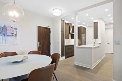 Experience luxury living in the iconic Pierre, one of East - photo 5
