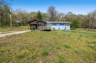 Lake Sequoyah Home For Sale in Fayetteville Arkansas