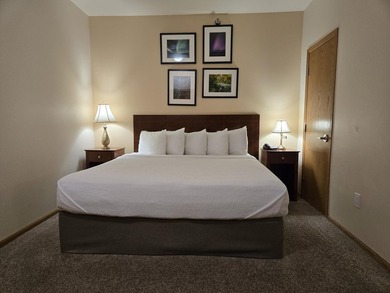 A dream come true! Fabulous condotel at The Cove of Lake Geneva - photo 13