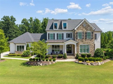 Gorgeous Private Retreat. Showcase home set on a beautifully - photo 1
