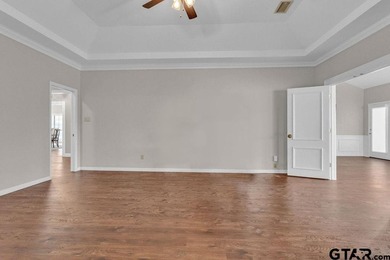 This beautifully updated home strikes that perfect balance - photo 22