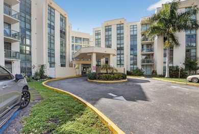 This beautifully and completely updated top floor, split bedroom