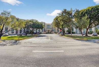 This beautifully and completely updated top floor, split bedroom