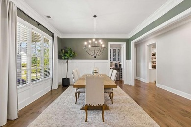 Gorgeous Private Retreat. Showcase home set on a beautifully - photo 8