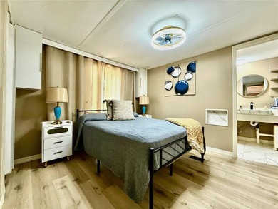 Dream 3-bedroom/2-bathroom lakefront home, Located on the - photo 12