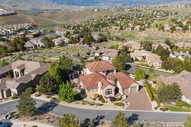 Experience luxury living in this stunning semi-custom home - photo 4