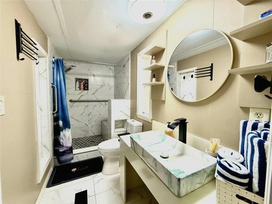 Dream 3-bedroom/2-bathroom lakefront home, Located on the - photo 18
