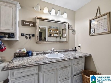 This beautiful 4 bedroom, 2 bath home sits on 1 +/- Acre - photo 19