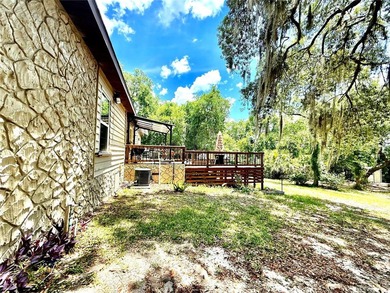 Dream 3-bedroom/2-bathroom lakefront home, Located on the - photo 28