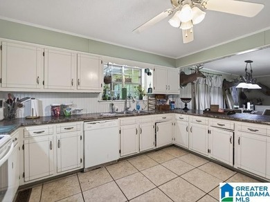 This beautiful 4 bedroom, 2 bath home sits on 1 +/- Acre - photo 36
