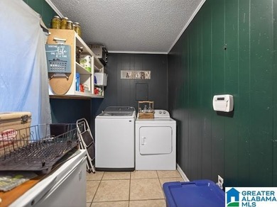 This beautiful 4 bedroom, 2 bath home sits on 1 +/- Acre - photo 37