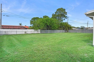 Fully renovated 3-bedroom, 2-bath home featuring a desirable - photo 40