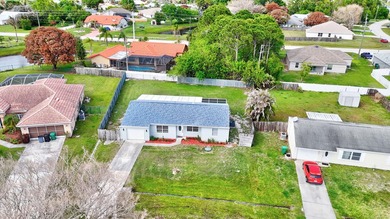 Fully renovated 3-bedroom, 2-bath home featuring a desirable - photo 41