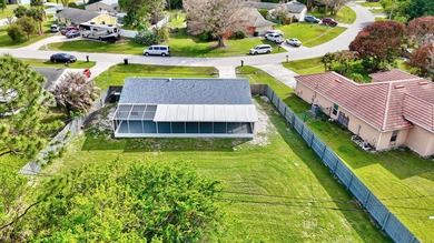 Fully renovated 3-bedroom, 2-bath home featuring a desirable - photo 42