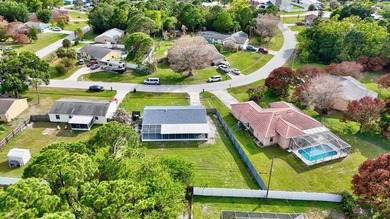 Fully renovated 3-bedroom, 2-bath home featuring a desirable - photo 45
