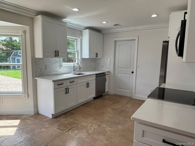 gorgeous renovated sprawling ranch,in desirable timber ridge - photo 9