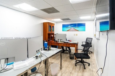 Excellent visibility with street frontage on main thoroughfare - photo 9