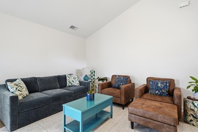 Move-in ready and just minutes from Hurlburt Field! Welcome to - photo 9