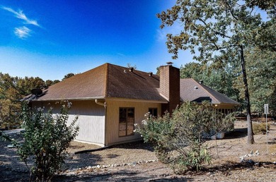1 STORY HOME ON A LARGE CORNER LOT, WELL KEPT WITH NEW CARPET IN - photo 6