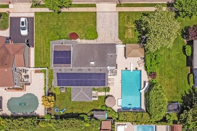 Welcome to Nassau Shores in Massapequa! This beautifully - photo 7