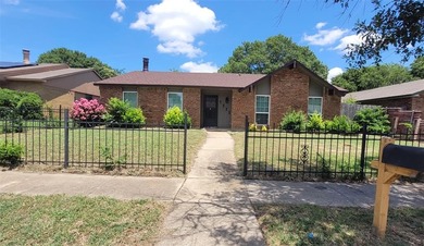 Joe Pool Lake Home Active Under Contract in Dallas Texas