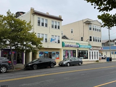 Prime Investment Opportunity Just Two Blocks from the Beach and - photo 7