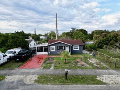 Welcome to this charming single-story gem in the highly - photo 4