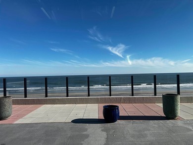 Oceanfront Studio Ocean Club 1 & Atlantic City Spacious 623 sq - photo 9