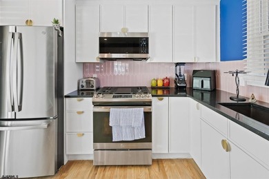 Fully Renovated, Income-Producing 5BR Gem in Atlantic City's - photo 9