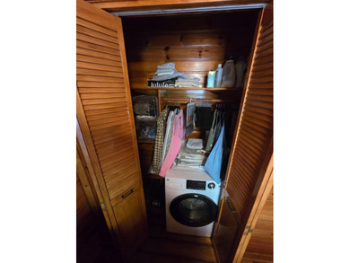 Charming and well-maintained, this 2 bedroom, 1 bath Beaver - photo 11