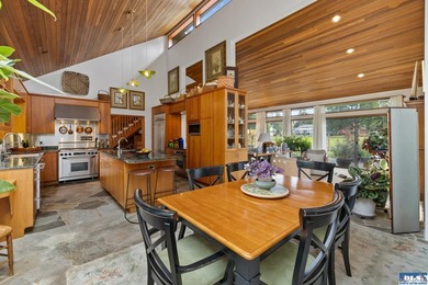 This is a home you feel the moment you enter, architecturally - photo 15