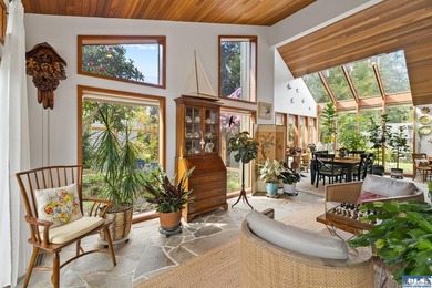 This is a home you feel the moment you enter, architecturally - photo 17