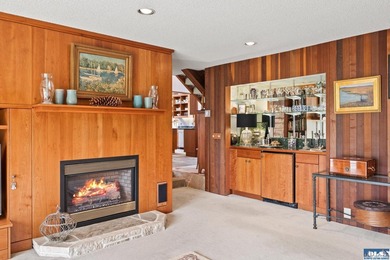 This is a home you feel the moment you enter, architecturally - photo 21