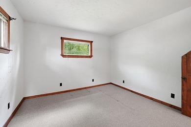 OFFER DEADLINE MONDAY 5PM. WATERFRONT RETREAT ON STILES - photo 22