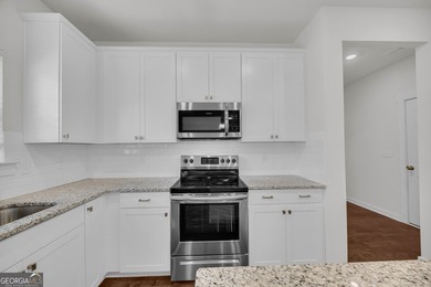 Welcome to 4317 Links Blvd in the sought-after Traditions of - photo 29