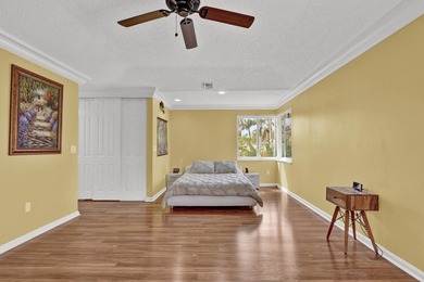 Beautiful two-story home located in the desirable Classics at - photo 31