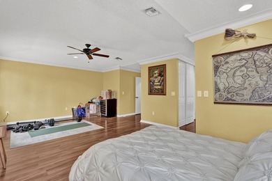 Beautiful two-story home located in the desirable Classics at - photo 32