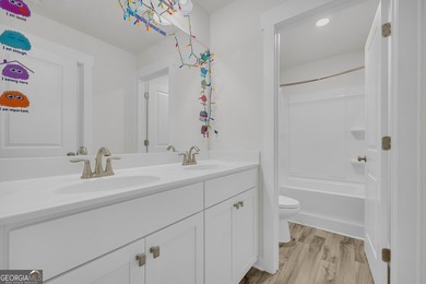 Welcome to 4317 Links Blvd in the sought-after Traditions of - photo 40